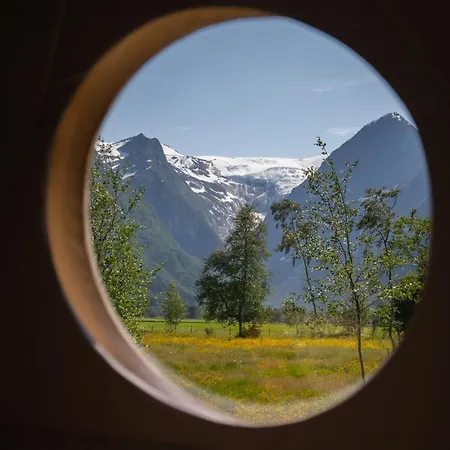Olden Glamping - One With Nature Luxury tent Stryn