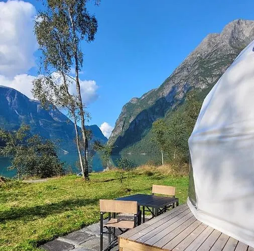 Olden Glamping - One With Nature Luxe tent