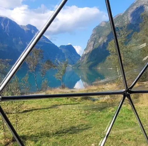 Olden Glamping - One With Nature Stryn