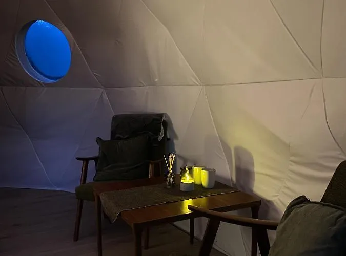 Olden Glamping - One With Nature