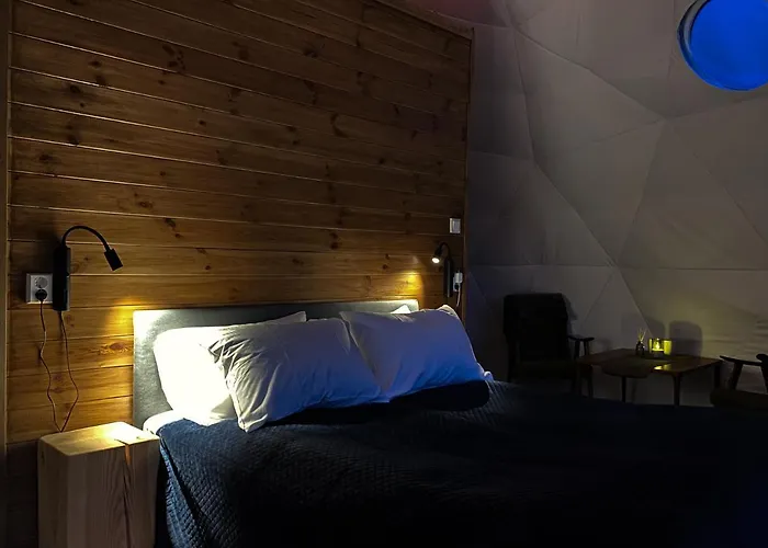 Olden Glamping - One With Nature